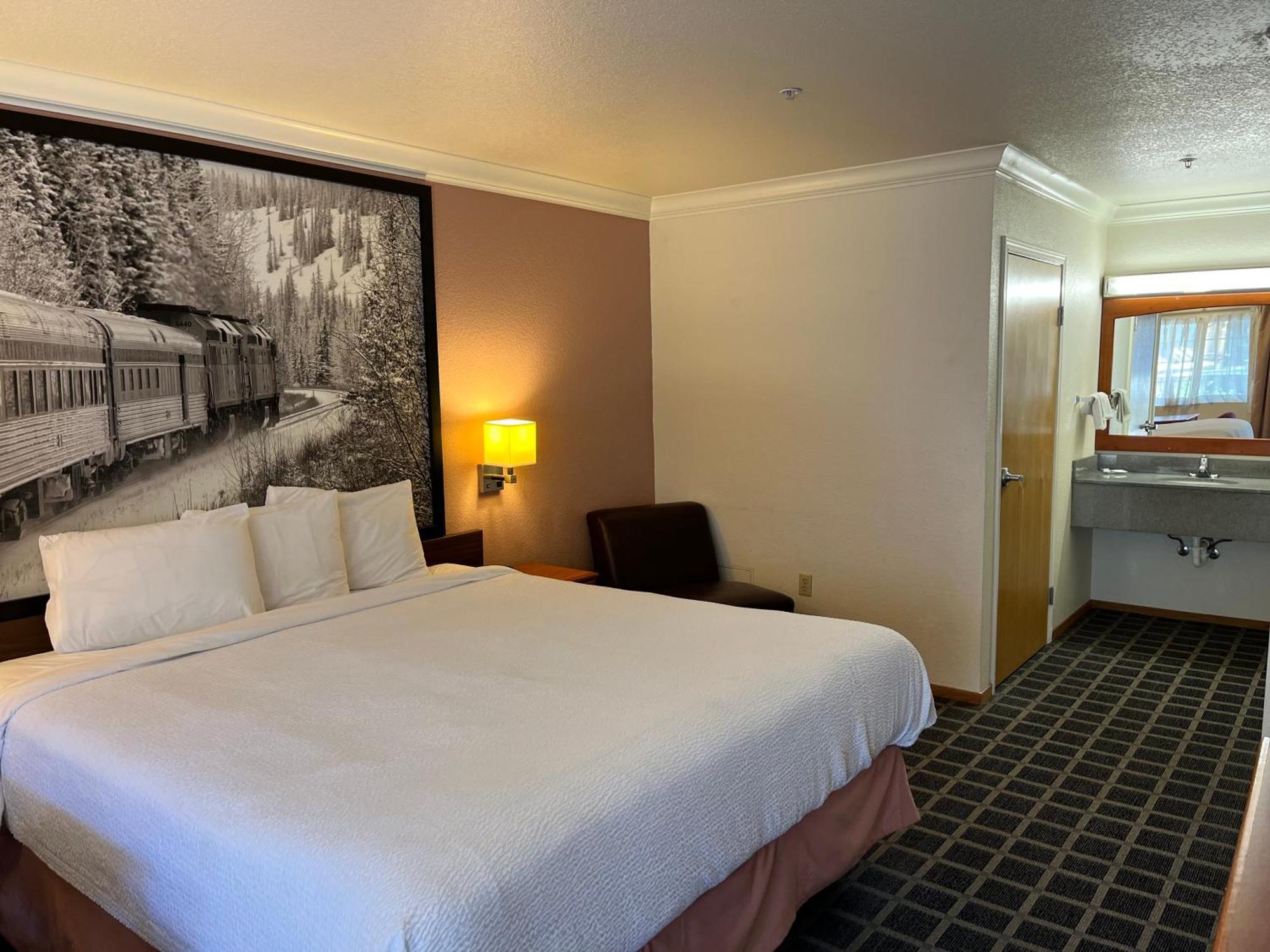 Creekside Inn & Suites Willits Exterior foto